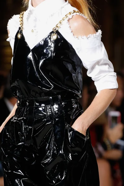 Look 1
